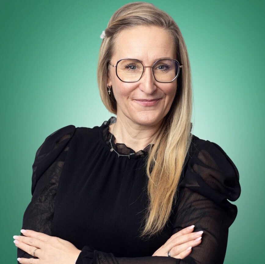 cropped-cropped-AnjaFingerAOKplus.jpg
